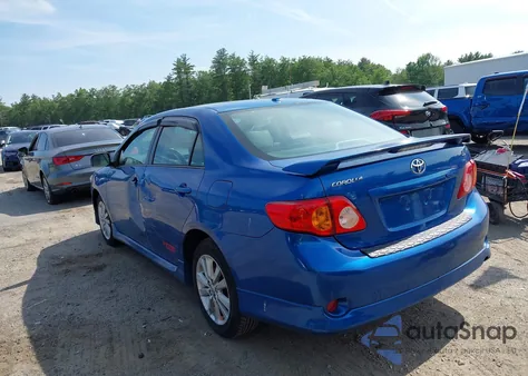 2010 Toyota Corolla S z USA, uszkodzony, nr VIN 2T1BU4EE5AC244095